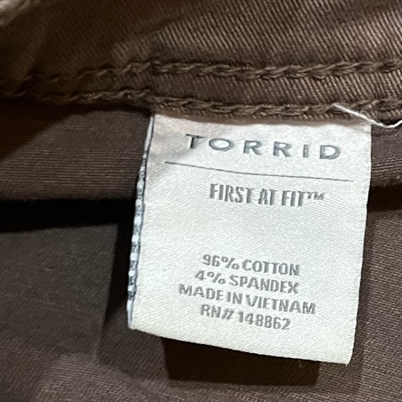 Torrid Aviator Mid Rise Stretch Pants - Picture 11 of 11